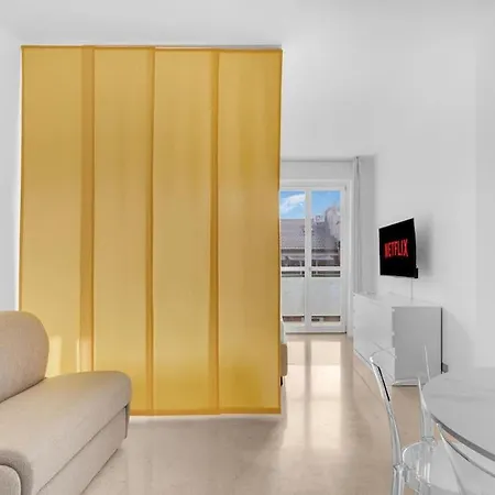 شقة Yellow Flat ميلان