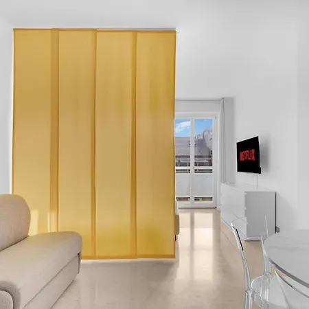 Apartment Yellow Flat Milan